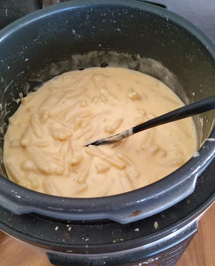 5-Ingredient Instant Pot Mac and Cheese
