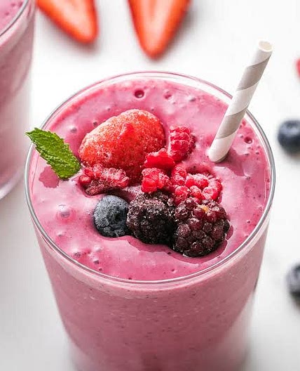 🍹mixed berries yogurt smoothie