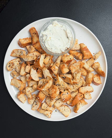 Air Fryer Bagel Bites