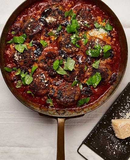 Aubergine and ricotta dumplings in tomato sauce
