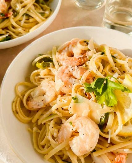 One Pot Lemon Garlic Shrimp Pasta