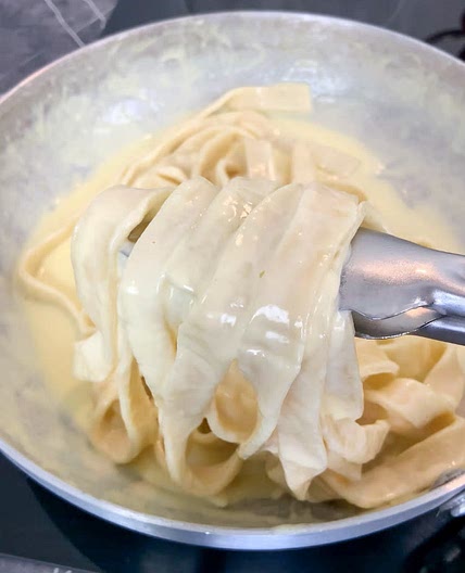 FETTUCCINE ALFREDO