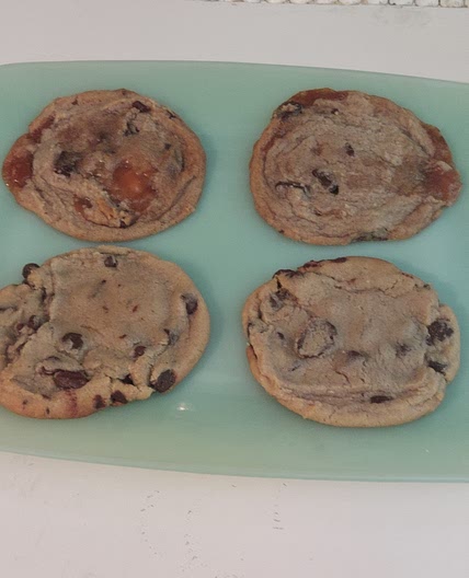 Thin and crispy chocolate chip cookies