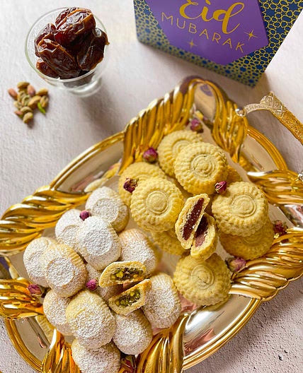 Ma’amoul (Date & Pistachio Cookies)