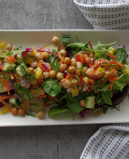 Beetroot and roasted chickpea salad
