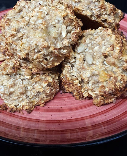 Mum's healthy banana and oats 'cookies'
