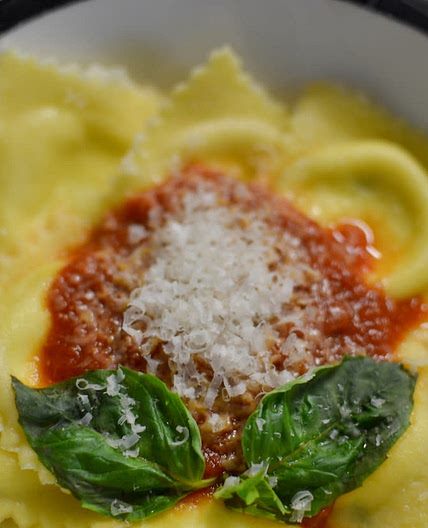 Ricotta Ravioli with Tomato Sauce