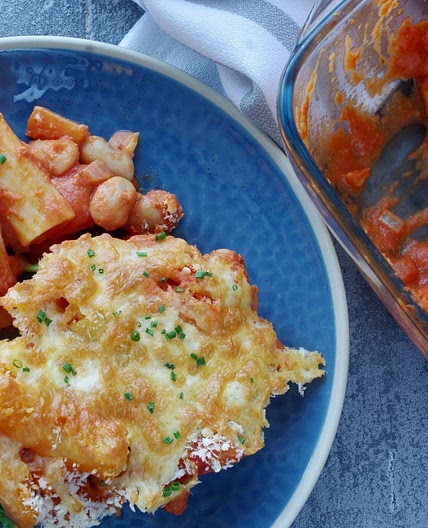 White bean and carrot rigatoni bake
