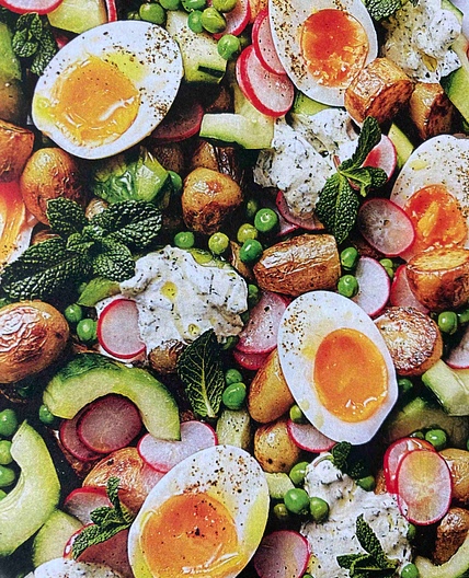 CRISPY POTATO & EGG SALAD
