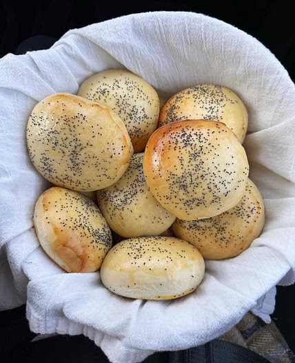 Hamburger buns