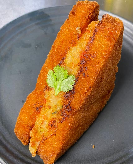 Menbosha (Korean-Chinese Shrimp Toast)