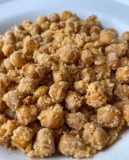 Roasted bread crumb chickpeas 