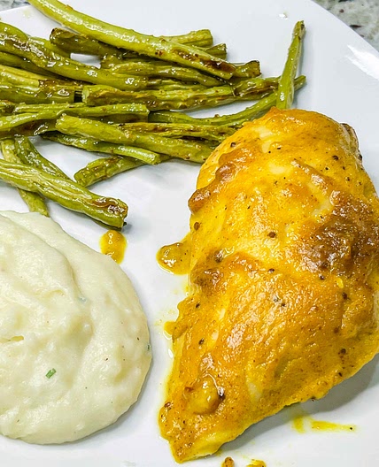 Sheet pan honey mustard chicken with green beans 