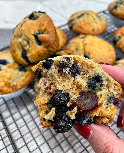 Blueberry date muffins 