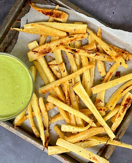 Rosemary Garlic Parsnip Fries (Air Fryer)
