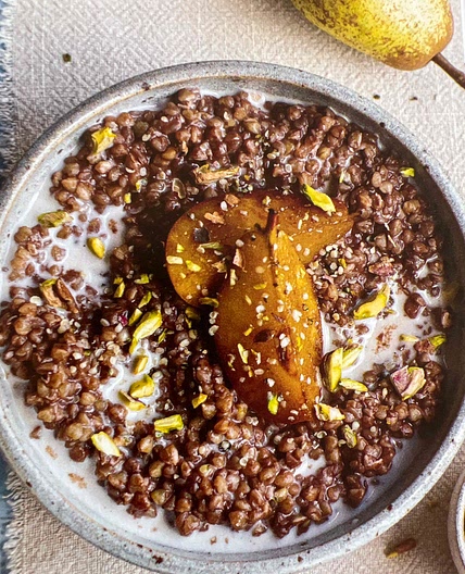 Cacao, buckwheat & pear porridge 