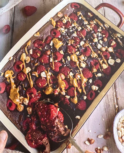 Baked double chocolate, raspberry & hazelnut oats 