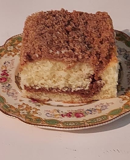 Cinnamon streusel coffee cake