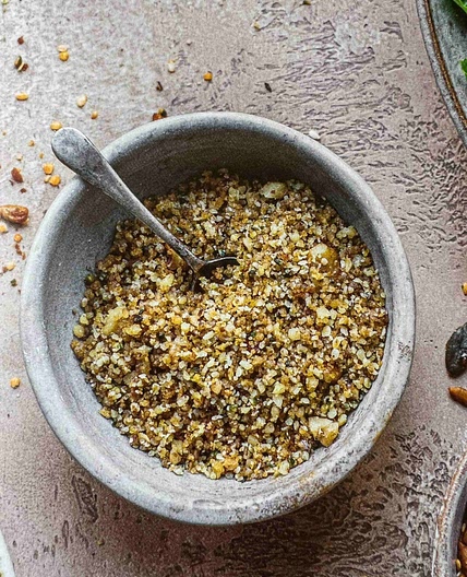 Cheesy walnut and hemp parm