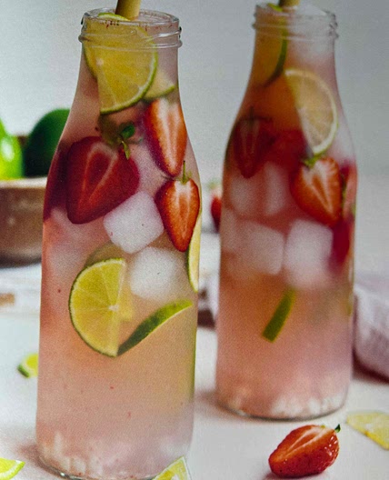 Hydrating strawberry and coconut lemonade
