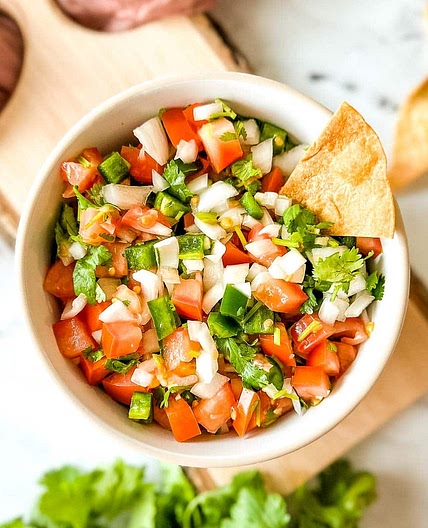 Fresh Garden Salsa Recipe (Pico de Gallo)