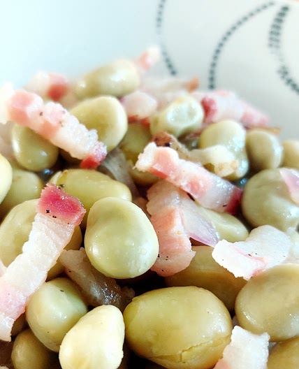 Fava beans and pancetta