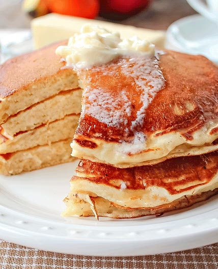 The Best Buttermilk Pancakes