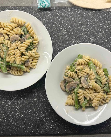 Creamy Mushroom and Broccoli Pasta  