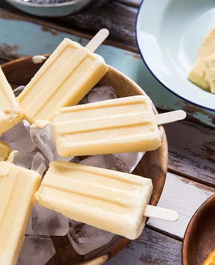 2-Ingredient Orange Creamsicles
(Paleo, Vegan)