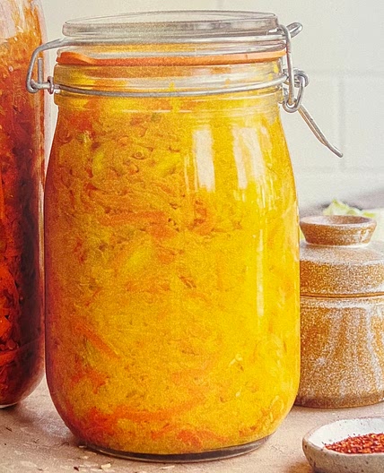 Golden turmeric  & carrot kraut