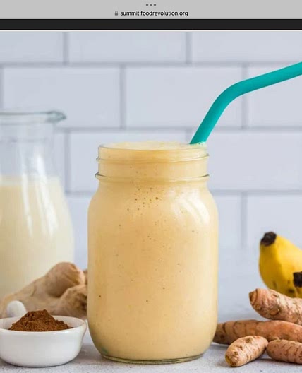 Anti-Inflammatory Golden Smoothie