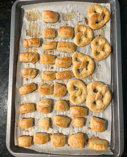 3-Ingredient (ish) Buttery Pretzel Bites