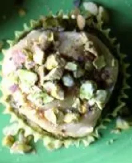 Matcha Green Tea with Cashew Pistachio Frosting
