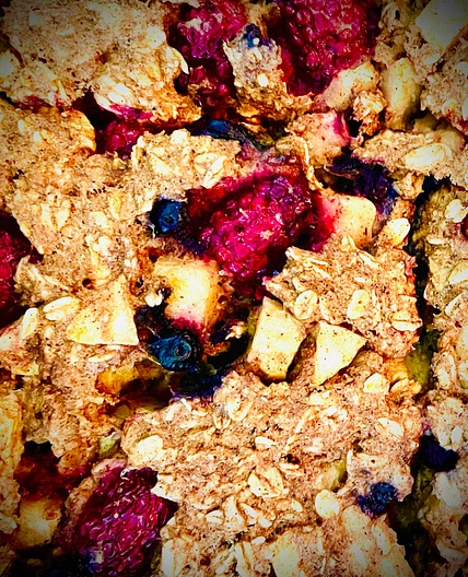 Vegan Apple Berry Oatmeal Bake