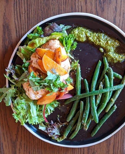 Peach Caprese Chicken Salad