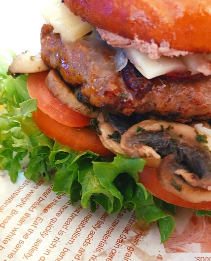 Burger - Duck, foie gras, mushrooms and caramelized onions