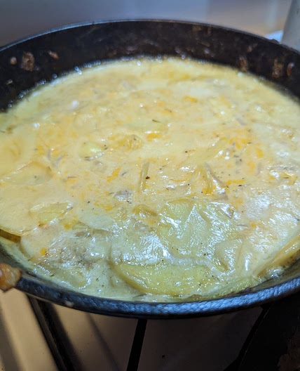 Cheesy Scallop potatoes