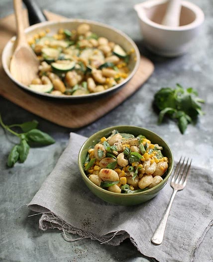One-Pan Vegan Gnocchi with Creamy Autumn Vegetables