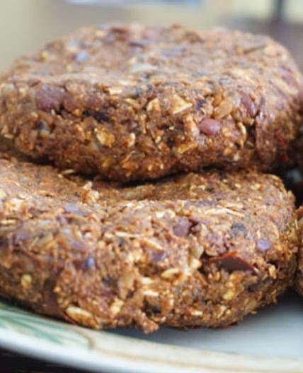 Vegetarian Chili Burgers