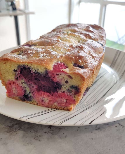 Cake aux fruits rouges