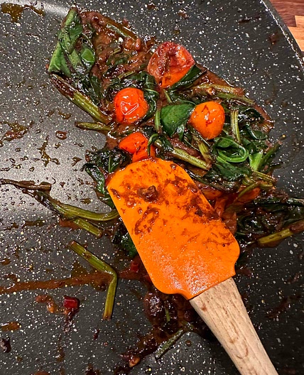 Spinach with chili and miso 