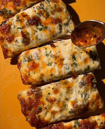 Roasted Garlic Cheese Bread with Hot Honey
