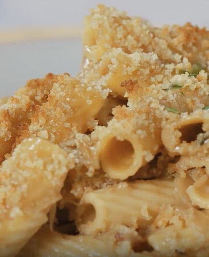 This French onion pasta bake is comfort food at its finest