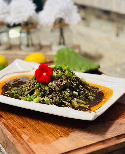 Sliced Cactus Salad with Chili Sauce | 凉拌仙人掌