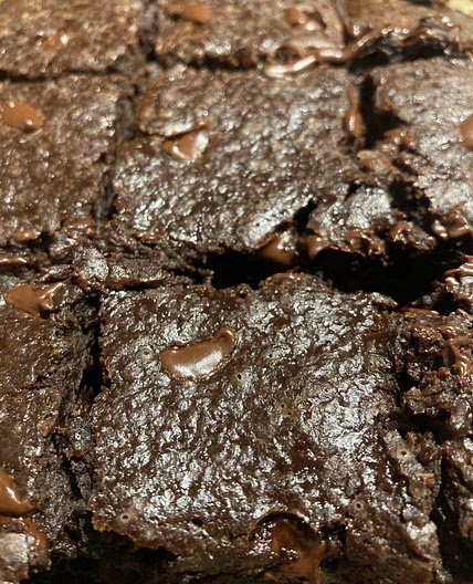 Brownies with black beans
