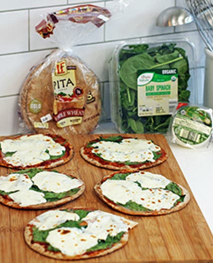 Whole wheat pita pizza