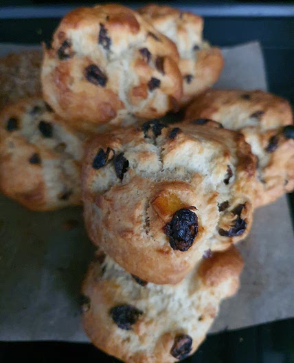 Mum's chunky fruit scones