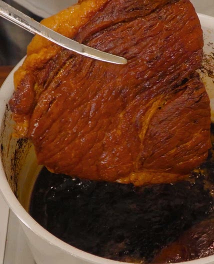 콜라로 삶아 더 맛있는 돼지고기 요리