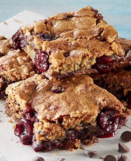 Choc chip and cherry blondies 