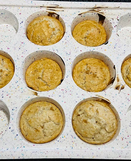Apple Oatmeal Muffins